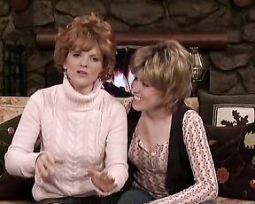 Arden Myrin and Crista Flanagan Hot and Lesbian Kissing on MadTV!