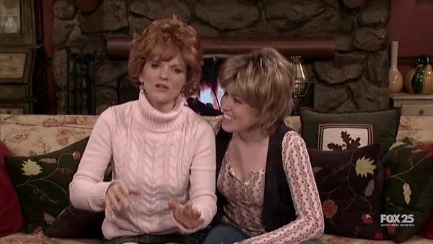 Arden Myrin and Crista Flanagan Hot and Lesbian Kissing on MadTV!