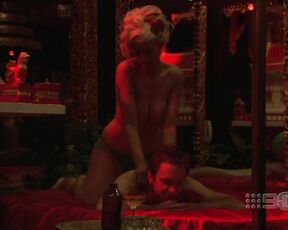 and others Naked in Underbelly s02e12!