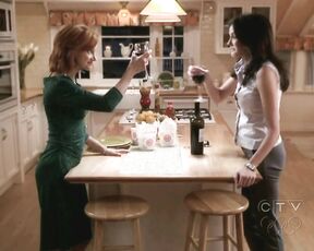 Teri Hatcher, Eva Longoria and Swoosie Kurtz Lesbian Kissing on Desperate Housewives s5e17!