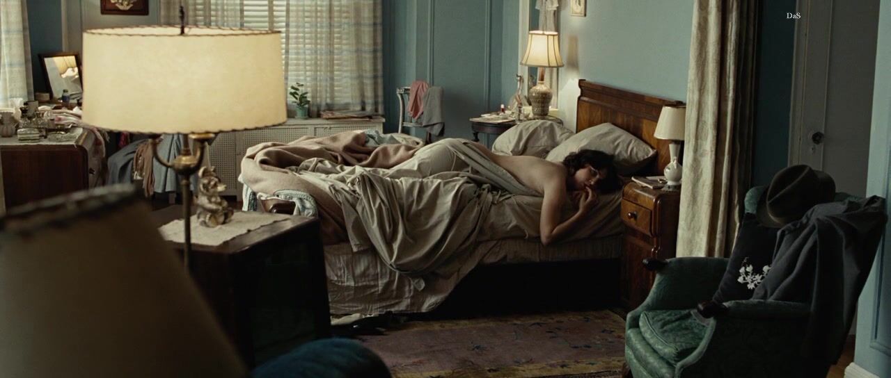 Topless in Revolutionary Road bluray720p!