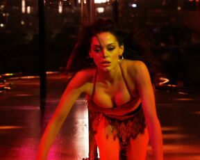 dancing erotically and sex scene in Planet Terror 1080p!