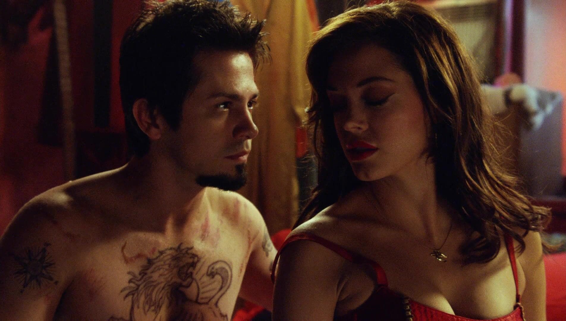 dancing erotically and sex scene in Planet Terror 1080p!