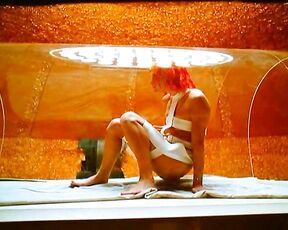 See-Through and Pokers from Fifth Element BTS!