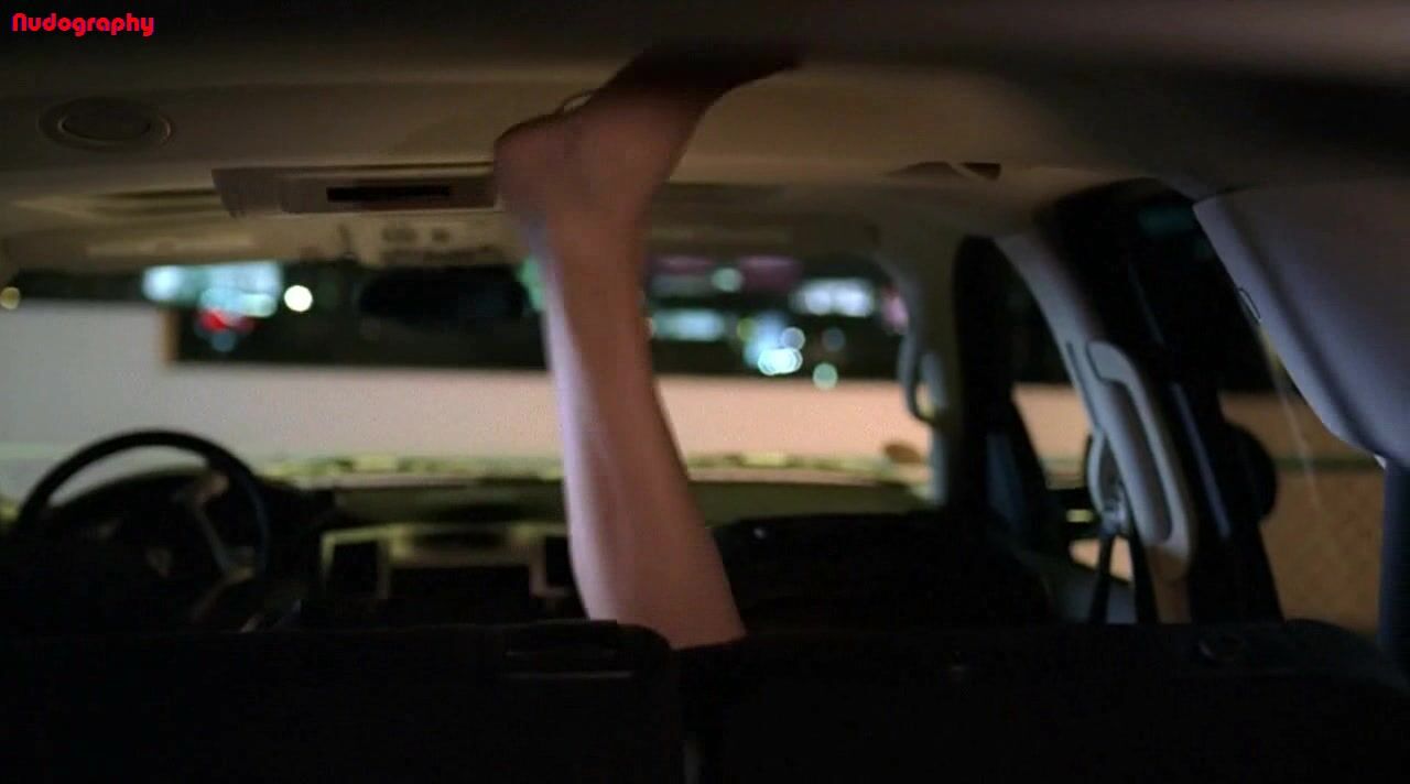 Nude Having Sex in car on Entourage 720p!