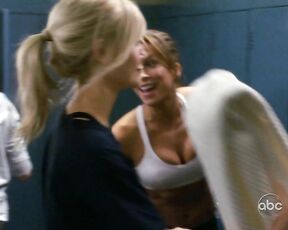 in sports Bra on Defying Gravity S1e03!