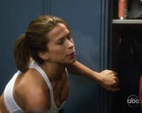 in sports Bra on Defying Gravity S1e03!