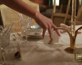 Cleavage on Mad Men s03e03 hdtv720p!