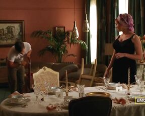 Cleavage on Mad Men s03e03 hdtv720p!