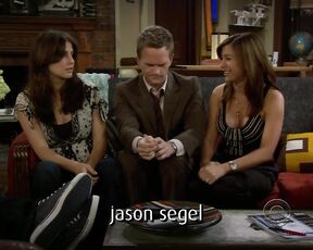 Alyson Hannigan and Colie Smulders from the Emmys and How I Met Your Mother s05e01 hdtv720p!