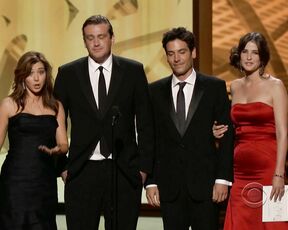 Alyson Hannigan and Colie Smulders from the Emmys and How I Met Your Mother s05e01 hdtv720p!