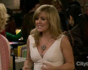 Cleavage in Accidentally on Purpose S01E01!