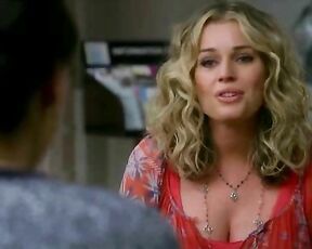 Cleavage on Eastwick S01E01!