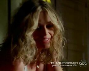 Cleavage on Eastwick S01E01!