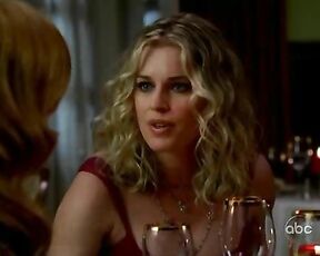 Cleavage on Eastwick S01E01!