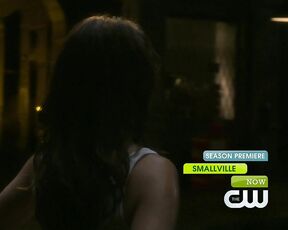 in tank top on Smallville!