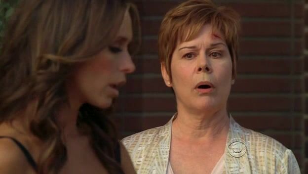 a lot of Cleavage on Ghost Whisperer S5 E3!