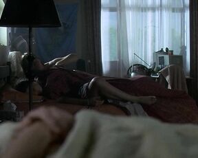 Jessica Pare and Piper Perabo Nude Lesbianism in Lost and Delirious 720p!