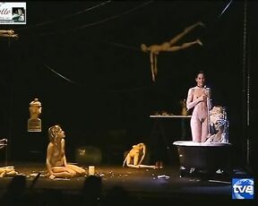 Marta Larralde and Celia Freijeiro Naked on Stage in La Mandragora!