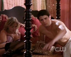 in Underwear on One Tree Hill s07e06 hdtv720p!