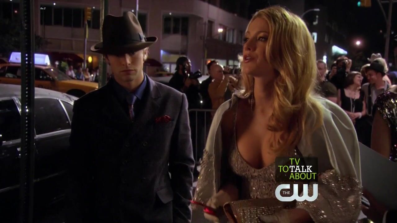 Cleavage on Gossip Girl s03e07 hdtv720p!