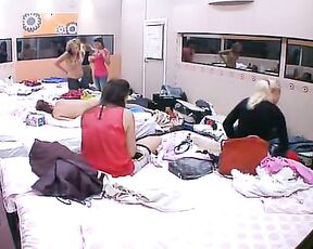 BB6 Australia Topless girls dressing uncut!