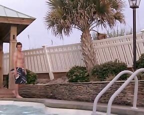 in Bikini on One Tree Hill s07e08!