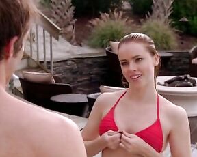 in Bikini on One Tree Hill s07e08!