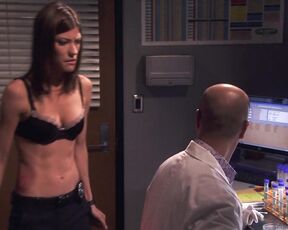 in Bra on Dexter s04e08 hdtv720p!