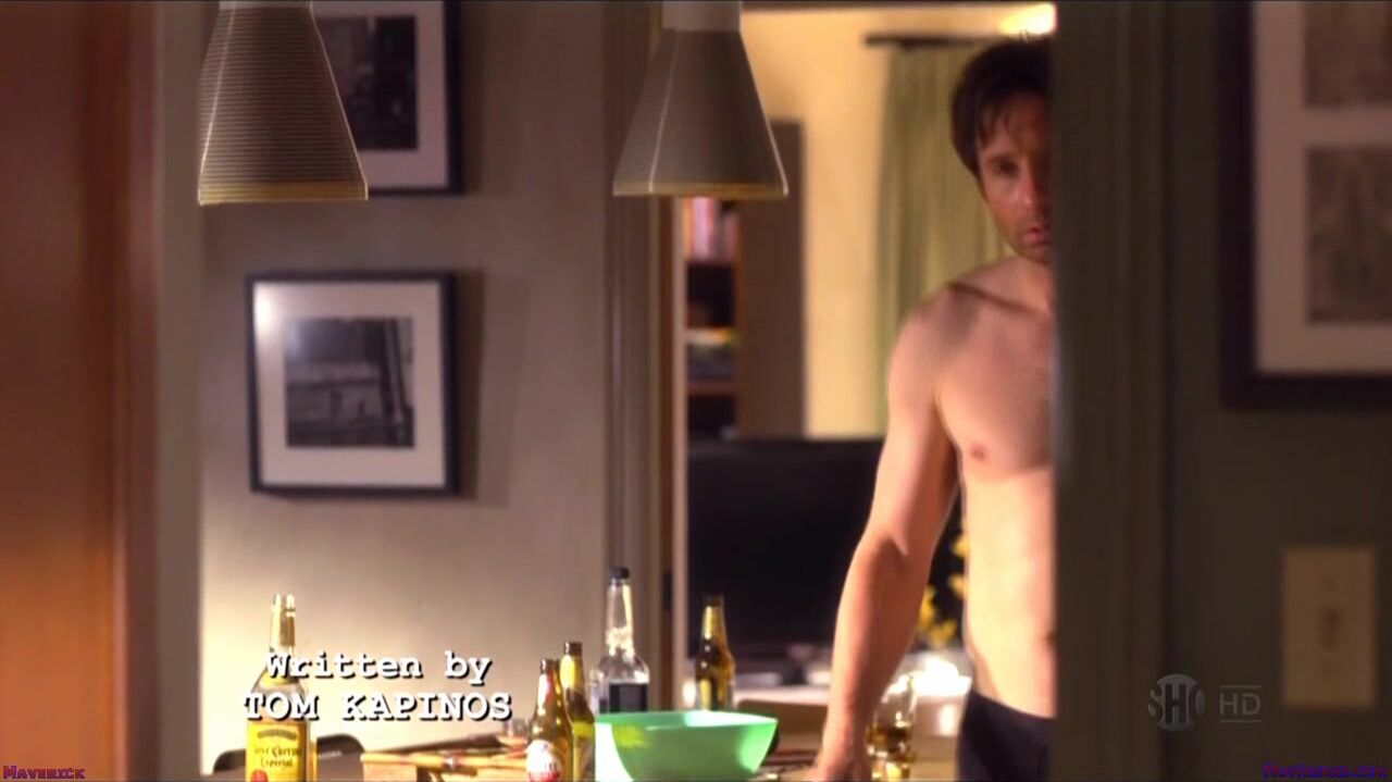 Naked in Californication S3EP8 HDTV!