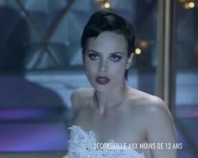 Bare Breasts and Ass from Pigalle, la nuit S01E01-E02!