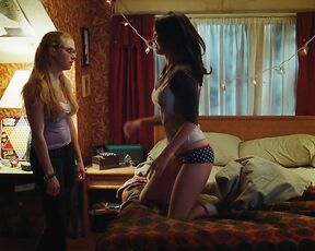 showing skin and kissing Amanda in Jennifers Body BluRay720p!