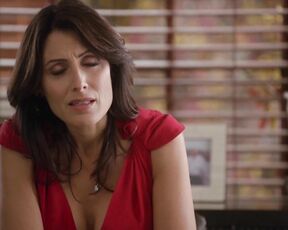 Cleavage on House S6 Ep 10 HD 1080!