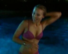 Kristen Bell, Kristin Davis and Malin Akerman in Bikini in Couples Retreat!