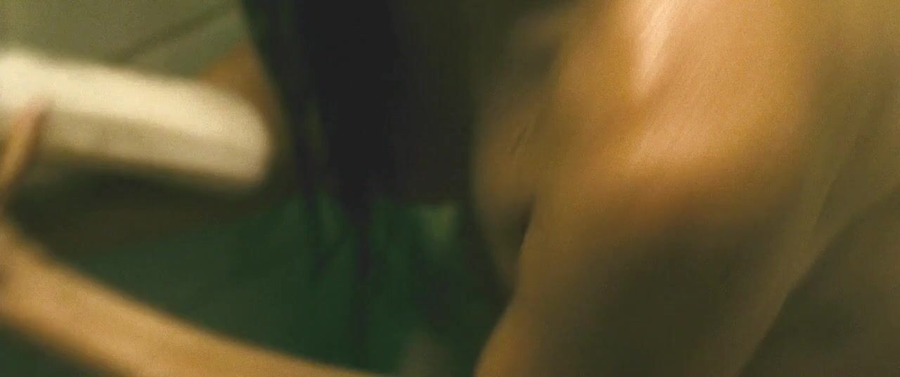 Nicole Moore and Deja Kreutzberg Nude in Sorority Row!