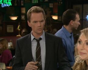 Cleavage on How I Met Your Mother S5e12!