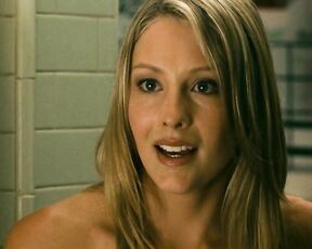 Bare Breasts in Sorority Row!