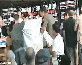 the infamous nude towel drop at the weigh ins!