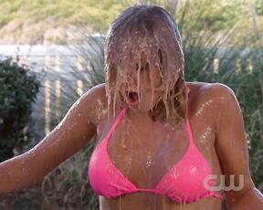 wet in Bikini on One Tree Hill S7e15!