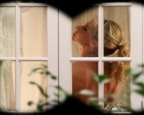 kissing a girl from Desperate Housewives S6E15!