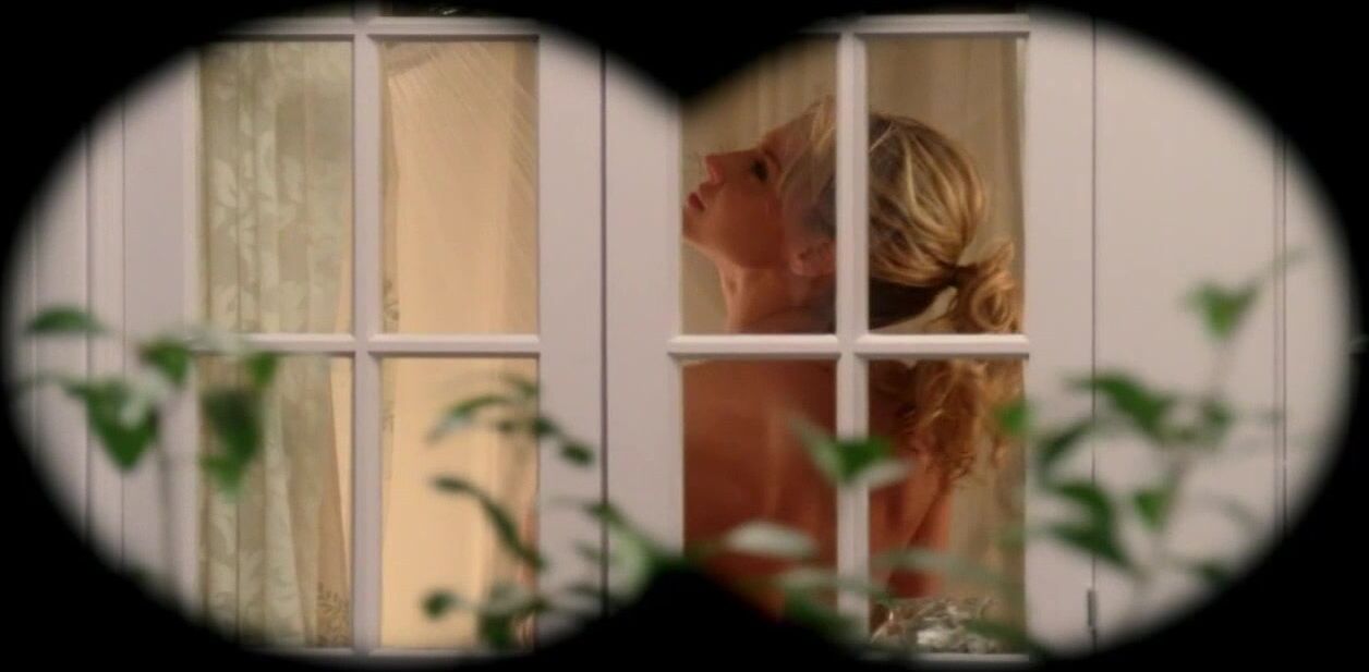 kissing a girl from Desperate Housewives S6E15!