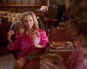 in Bra from Desperate Housewives S6E16 preview!