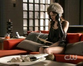 Legs and Ass on Gossip Girl s03ep13!