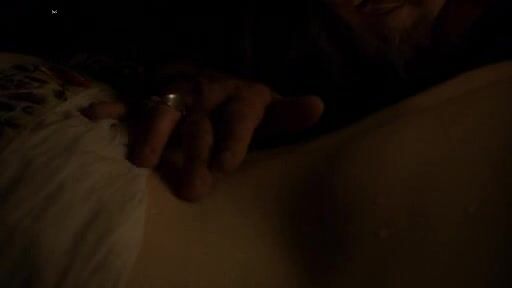 Topless on The Tudors s04e01e02!