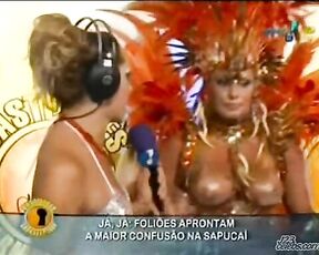 Bare Breasts at Bastidores do Carnaval 2009!