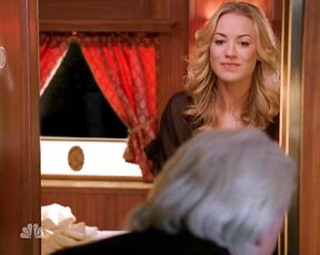 in Underwear on Chuck s03e14 hdtv720p!