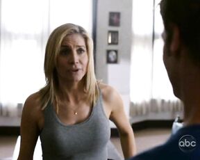 in tank top on V S1e10!