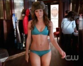 in Bikini on One Tree Hill s07e22!