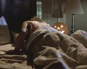 Bare Breasts in Halloween 1978 Bluray 720p!