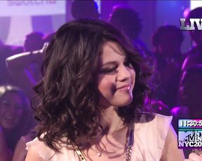 Selena Gomez and Demi Lovato from MTV NYE 2012 HiDef 720p!